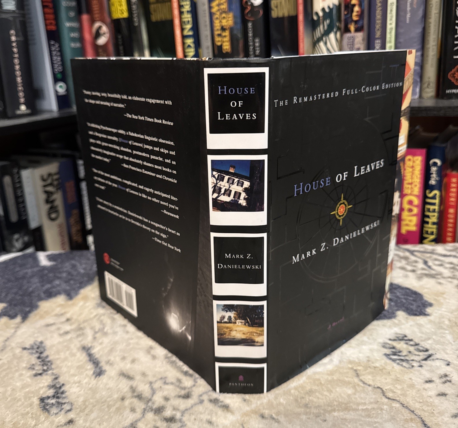House of Leaves Full-Color by Mark Z. Danielewski (Hardcover) VG+, MAILS FAST