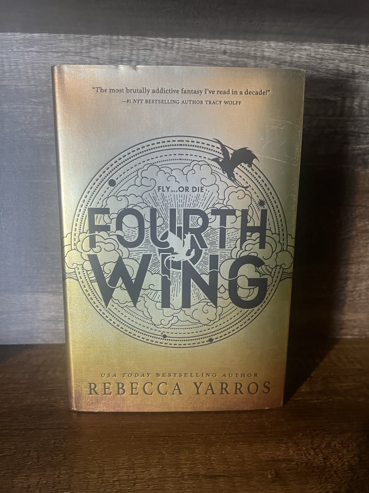 Rebecca Yarros Fourth Wing Hardcover 2023 1st Edition sprayed edges