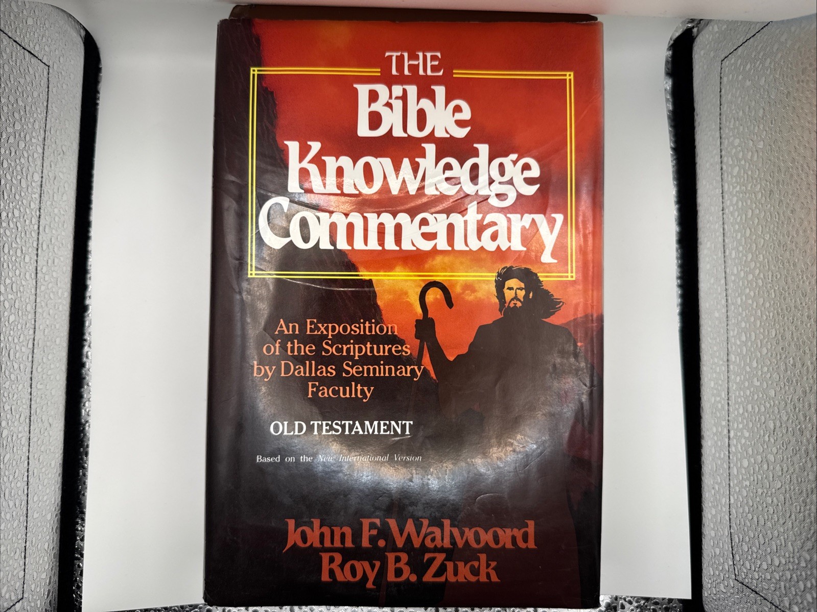 The Bible Knowledge Commentary – Hardcover, by Walvoord John F.- Very Good Lot A