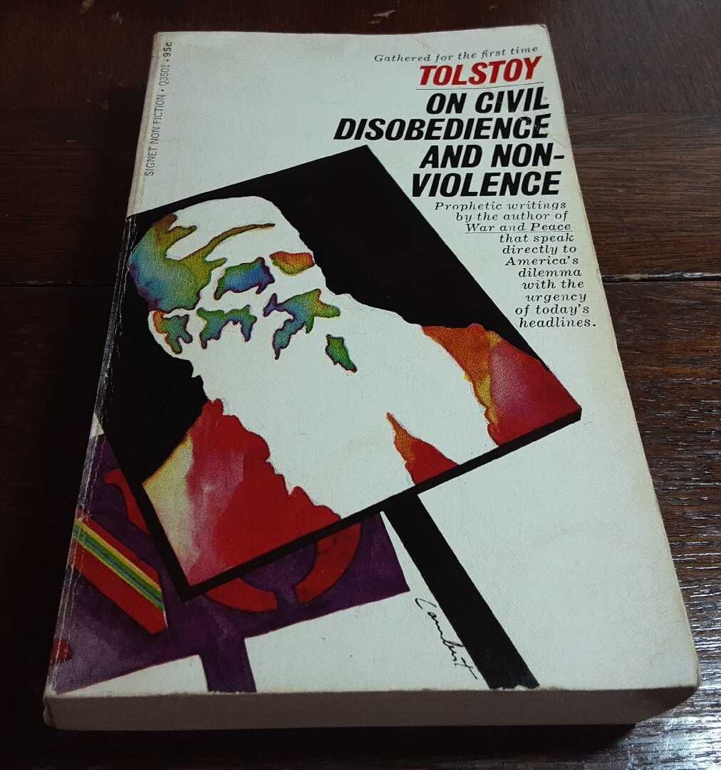 TOLSTOY ON CIVIL DISOBEDIENCE AND NON-VIOLENCE PAPERBACK BOOK 1968 1st PRINTING