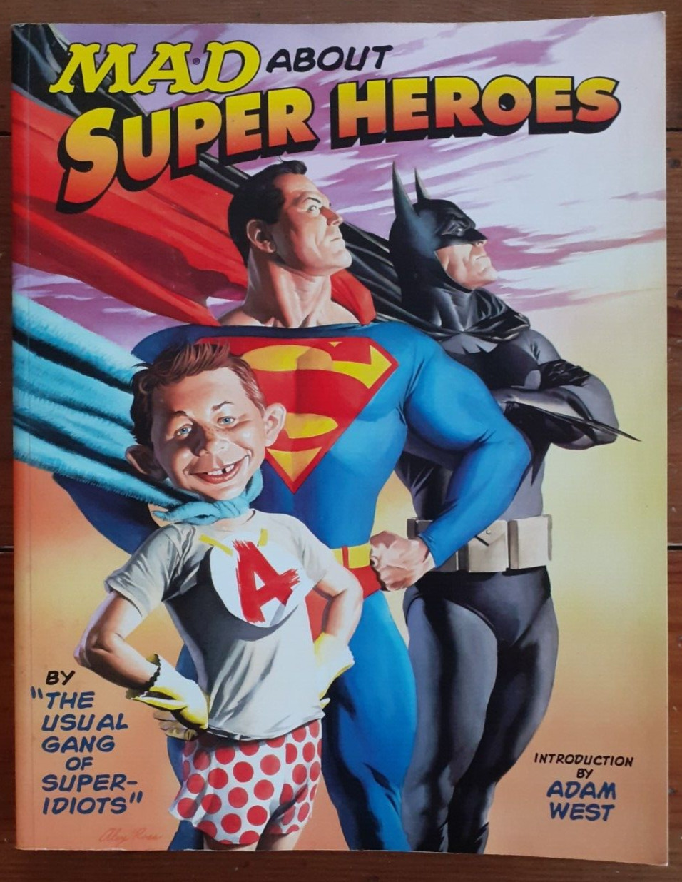 MAD ABOUT SUPER HEROES, MAD BOOKS, MAGAZINE-SIZE PAPERBACK, 176 PAGES, 2002