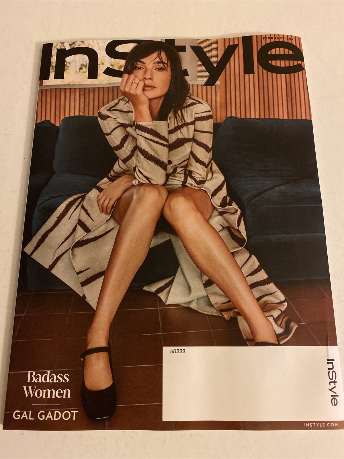 SEXY Gal Gadot ON COVER BADASS WOMEN InStyle February 2022 112 PAGES FREE SHIP