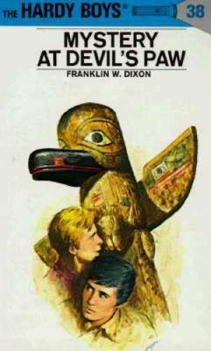 The Mystery at Devil&rsquo;s Paw (The Hardy Boys, No. 38) – Hardcover – GOOD