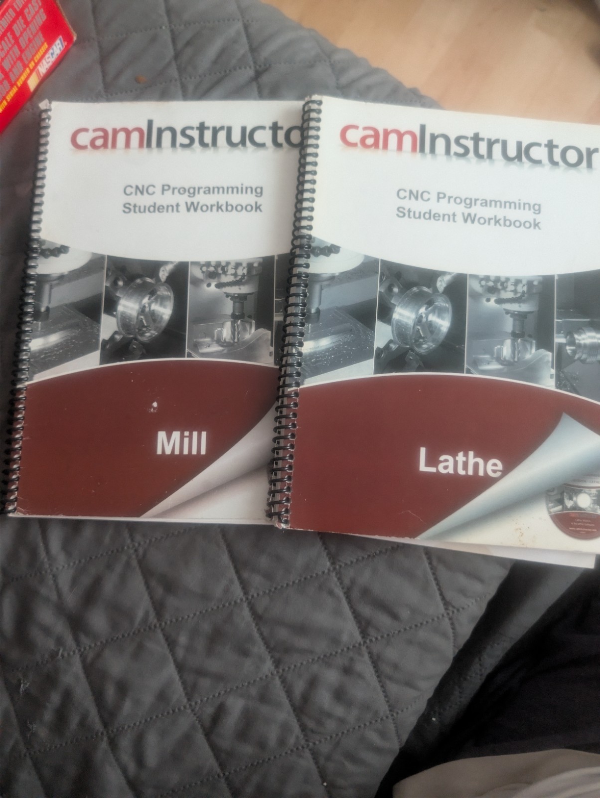 Mastercam Training Guide 2 book set/Lathe/ Mill Paperback/with DVD&rsquo;s