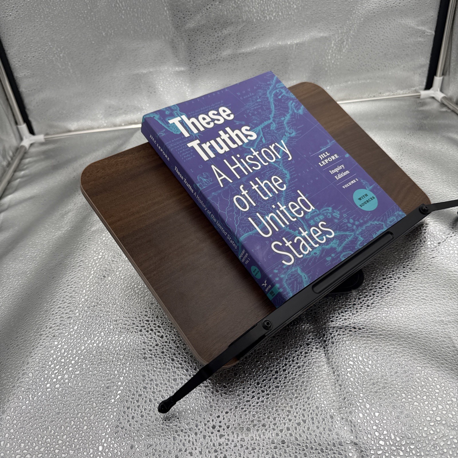 These Truths :A History of the United States, with Sources Inquiry Edition Vo.1