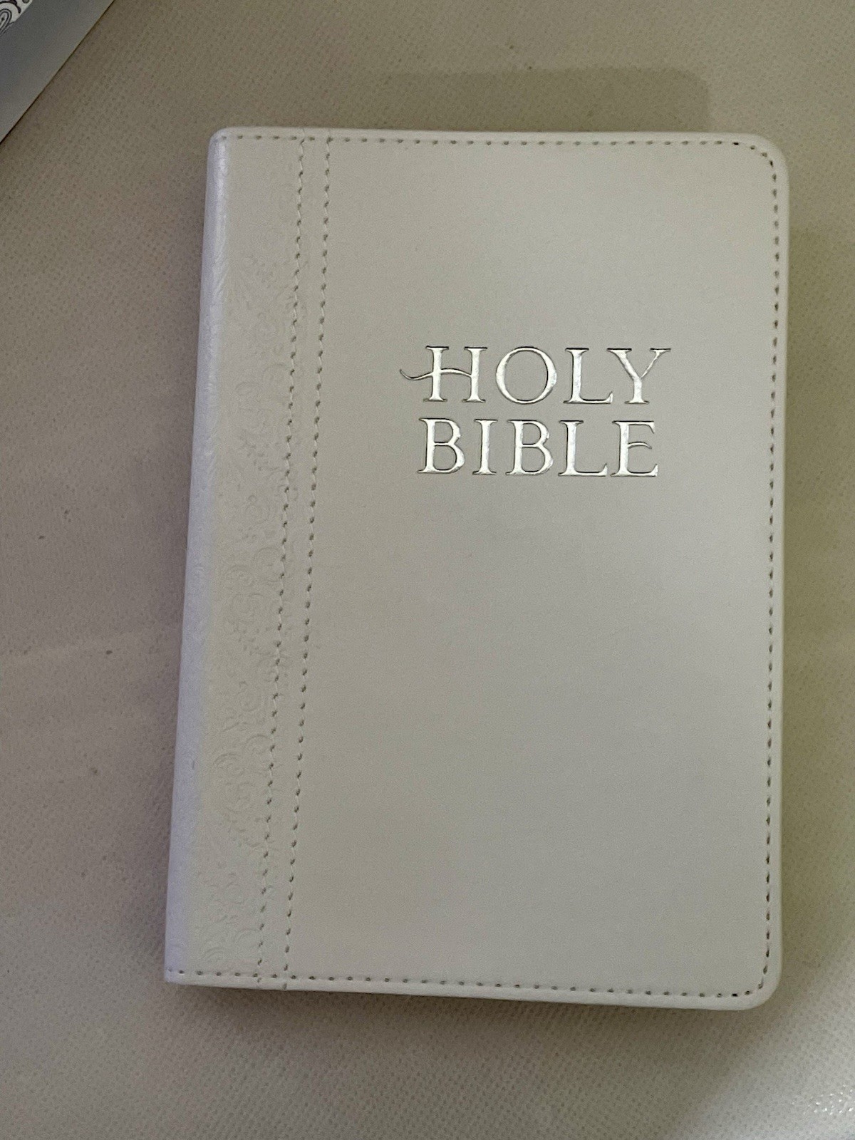 Tyndale Holy Bible Compact Edition New Living Translation White Leatherlike