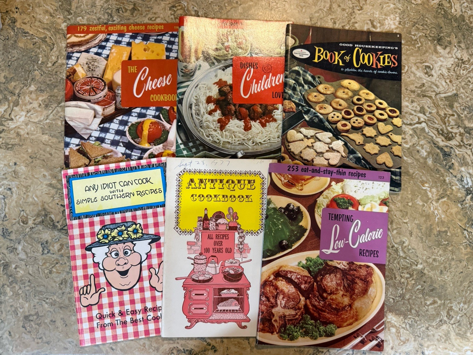 Lot Of 20 Vintage Cookbooks & Mini Books Recipes Brazilian Pastry Dieting