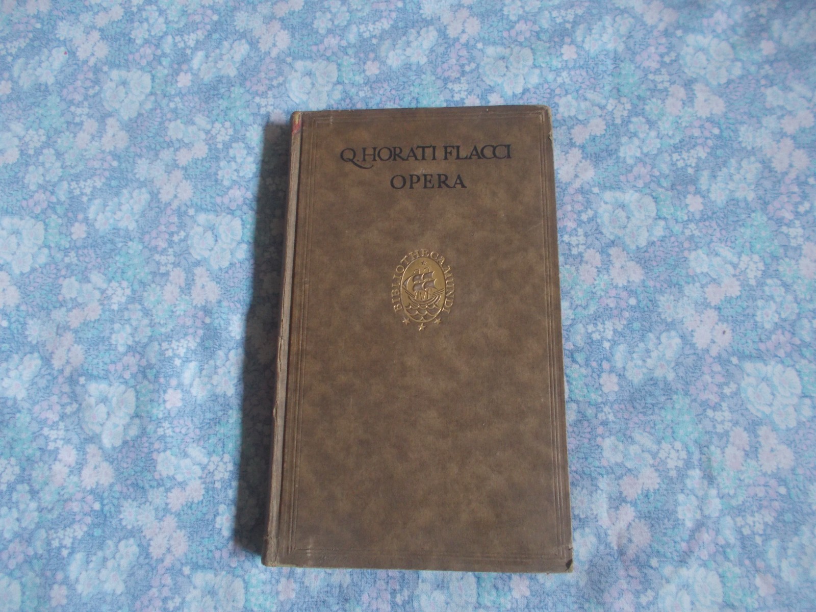 Q. Horati Flacci OPERA Carmina Carmen Saeculare Latin text 1921 hb 288 pages