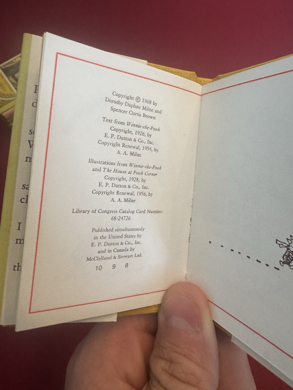 POOH&rsquo;S POT O&rsquo;HONEY 1968 Vintage Mini Book Set Boxed