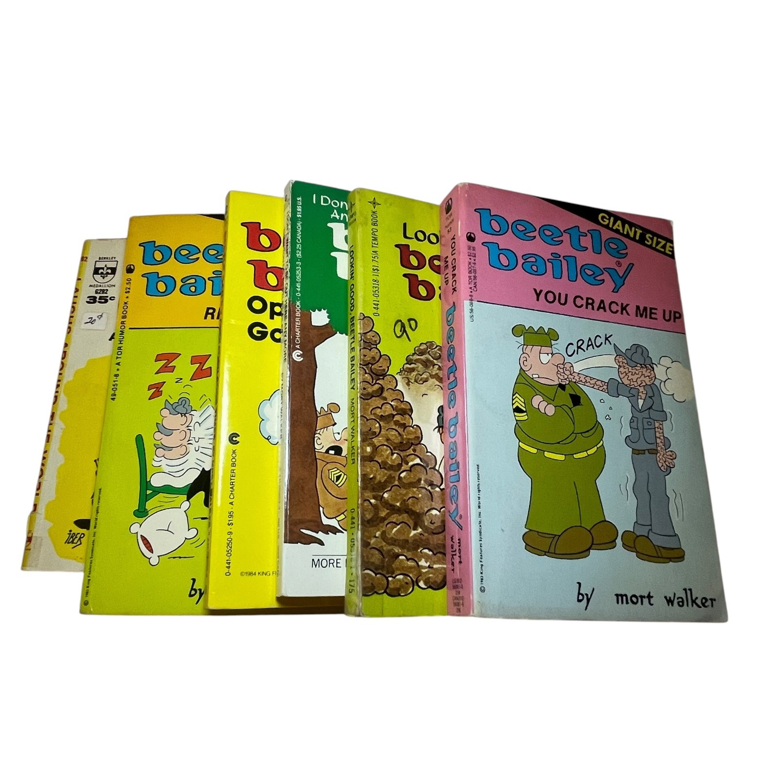 1970s/1980s Lot of 5 BEETLE BAILEY Comic Strip Collection Books Mort Walker READ