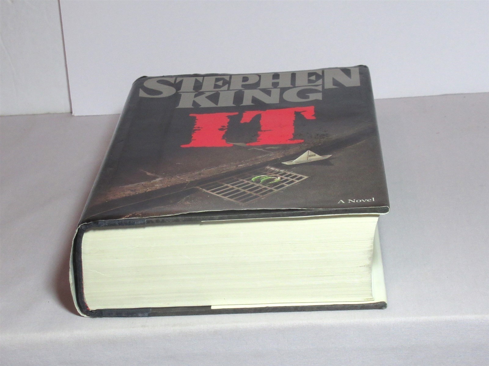 Vtg 1986 First Edition HC DJ Hardcover Book IT By Stephen King