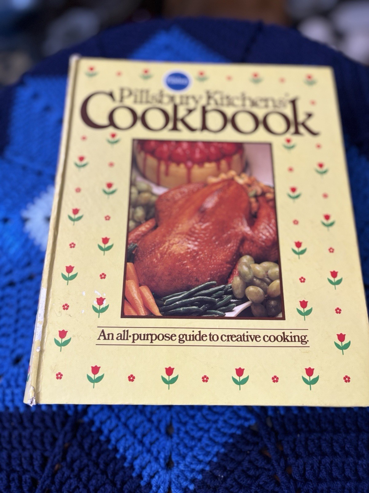 Pillsbury Kitchen Cookbook 1979 Ring/Wire Bound Illustrated Recipe Book