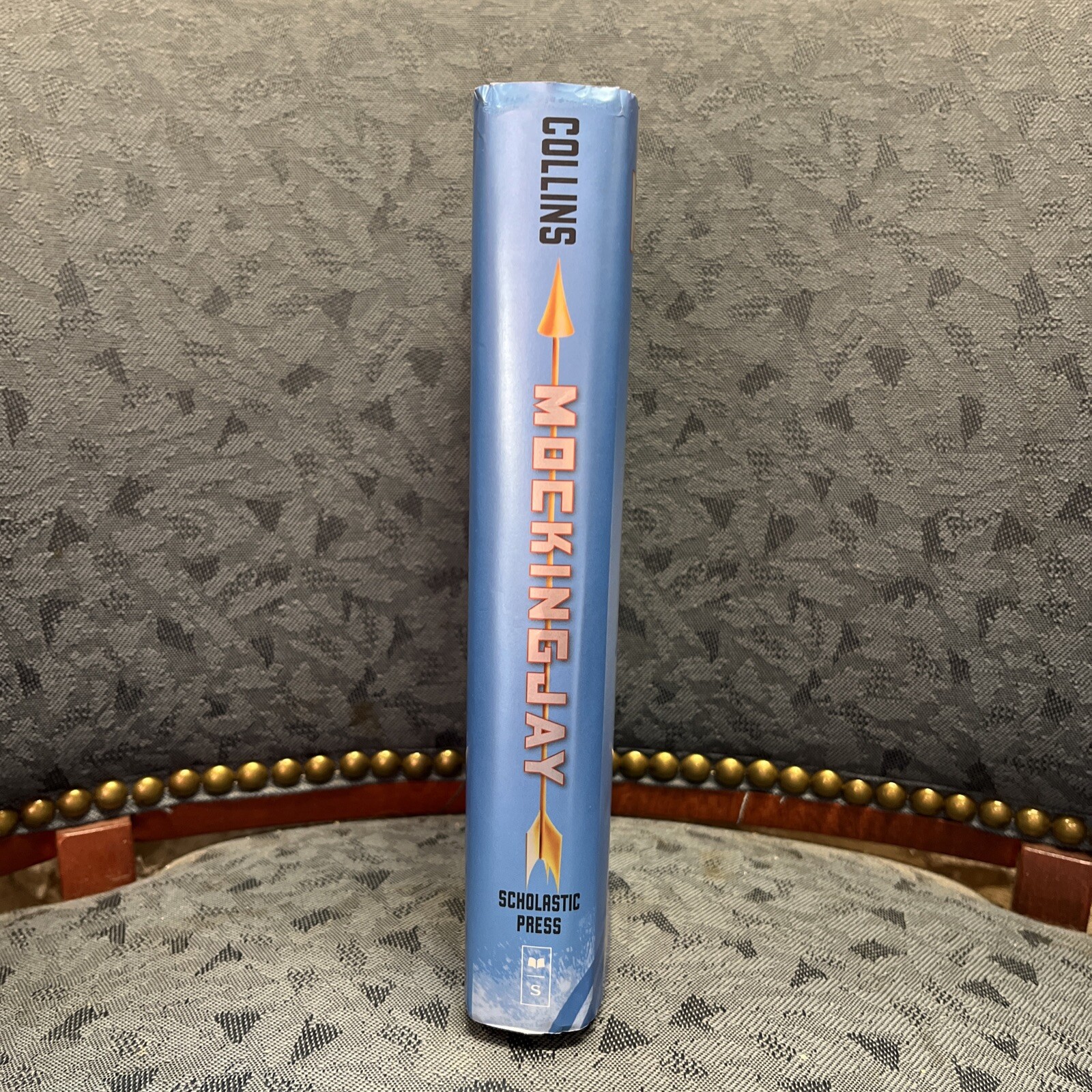 The Hunger Games Ser.: Mockingjay (Hunger Games, Book Three) by Suzanne Collins