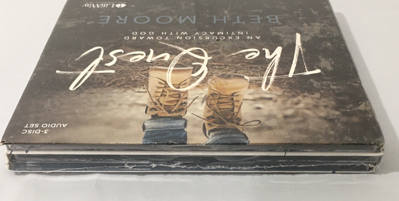 Beth Moore Bible Study Book Set The Quest 6 Sessions 3 Audio CDs LifeWay