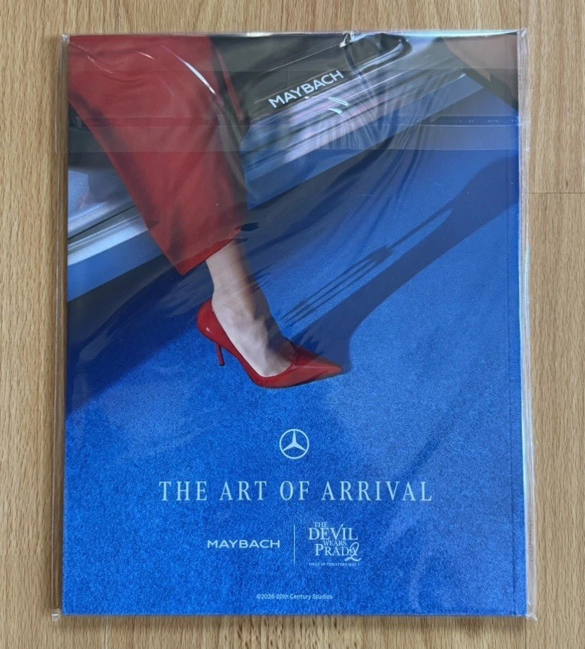 RUNWAY MAGAZINE The Devil Wears Prada 2 Movie Emily Blunt Promo Prop SEALED