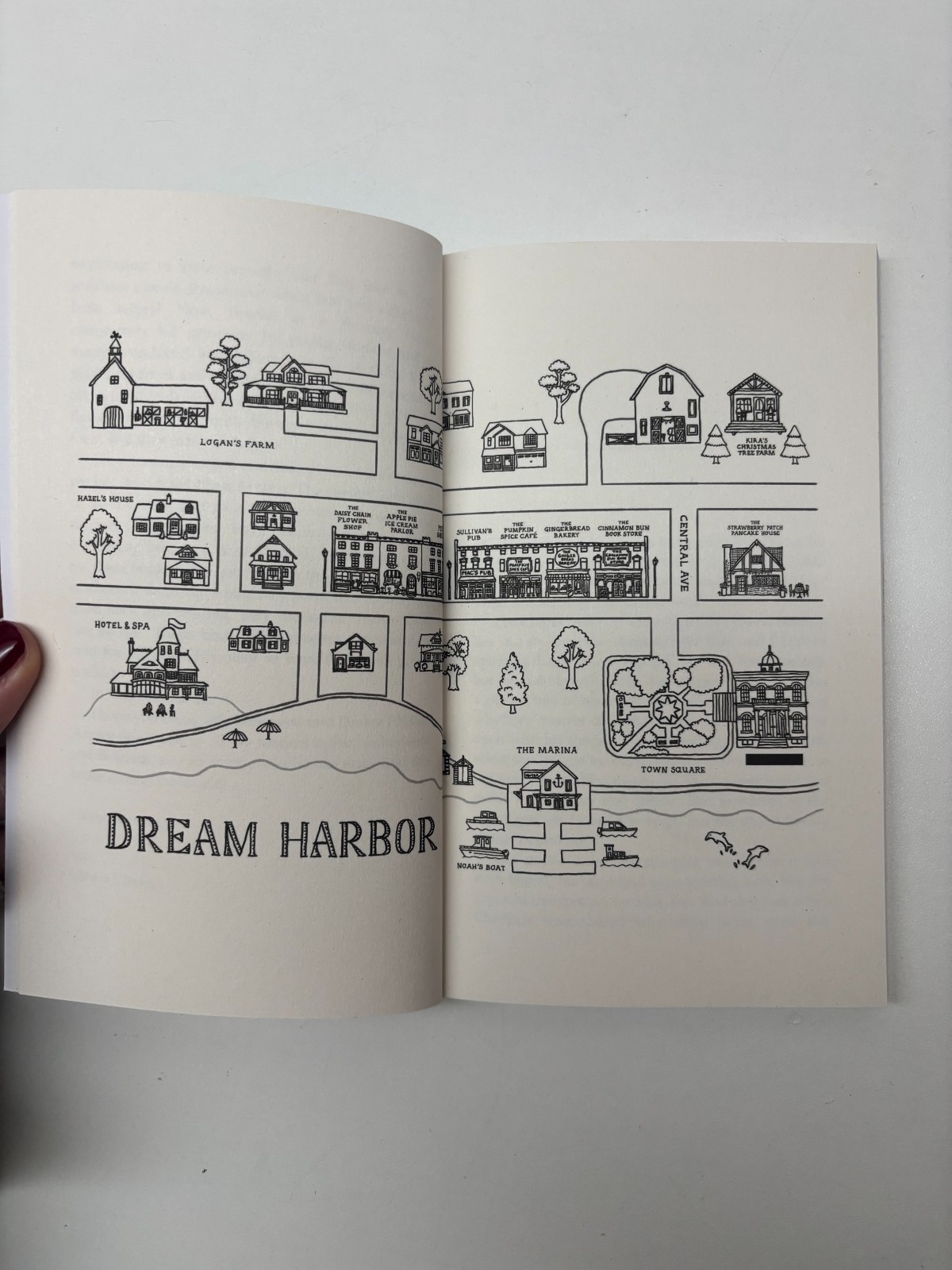 The apple pie ice cream parlor by Laurie Gilmore Dream Harbor series