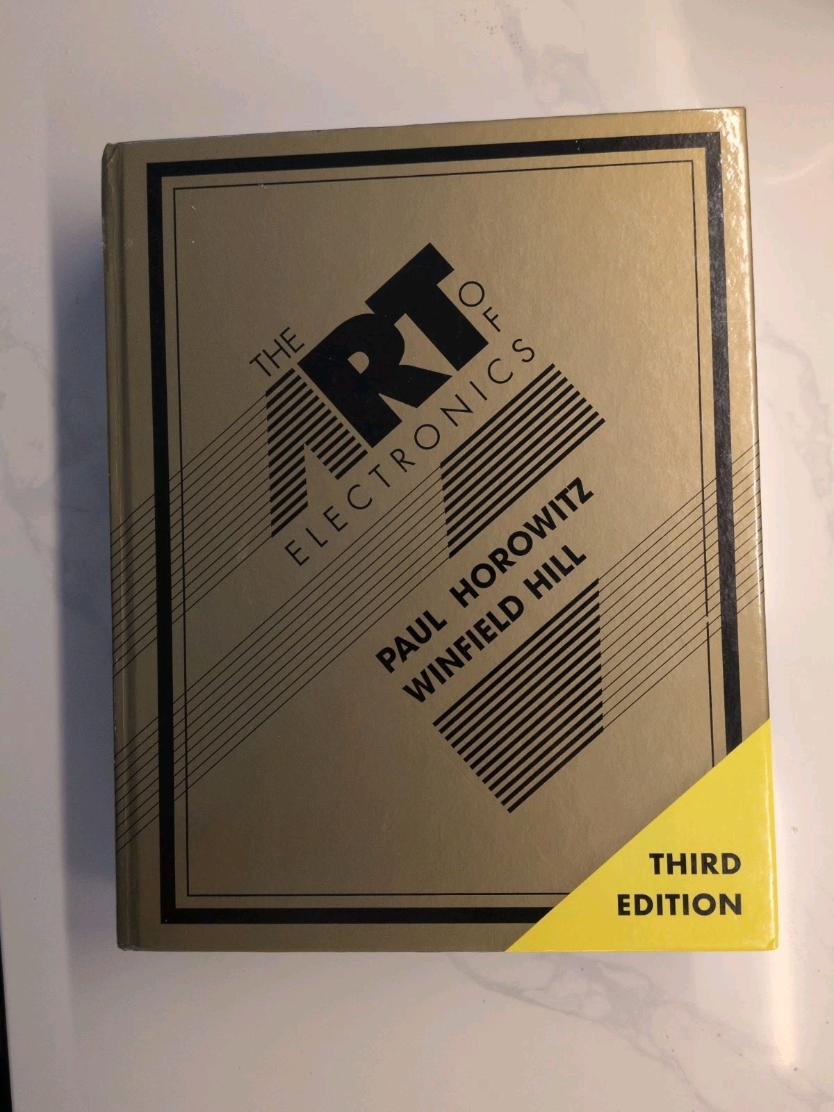 Art of Electronics by Paul Horowitz and Winfield Hill (2015, Hardcover)