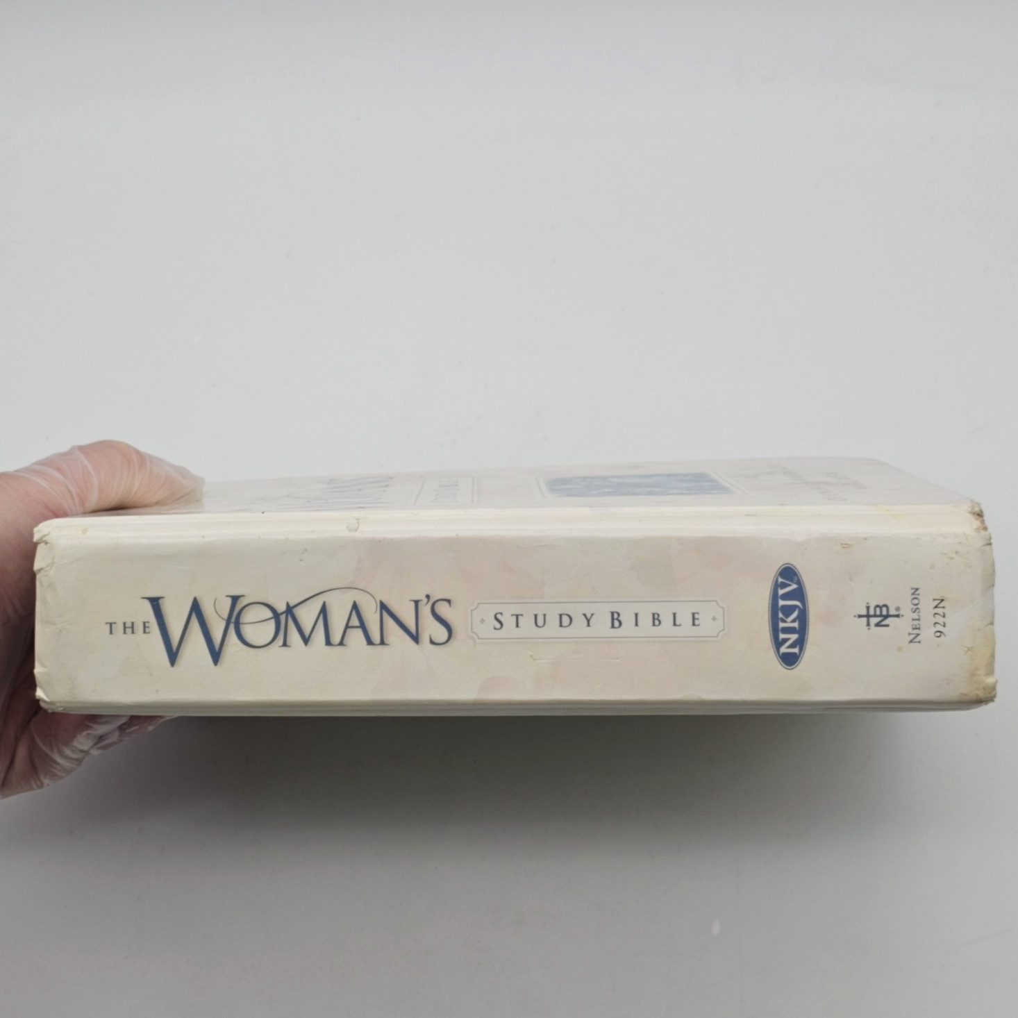 The Woman&rsquo;s Study Bible NKJV Nelson 1995 Hardcover 922N Ladies Christian – GOOD