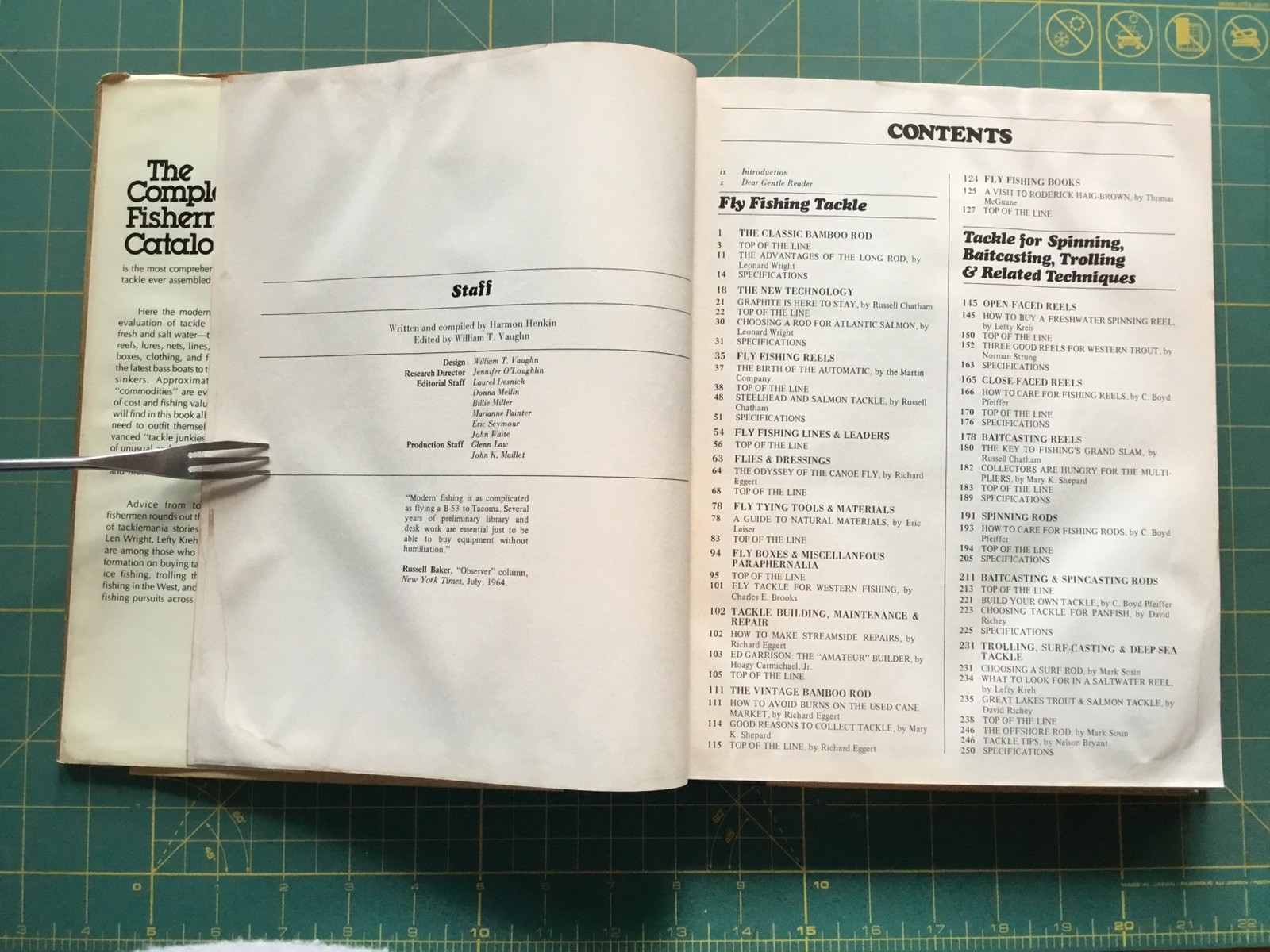 1977 The Complete Fisherman&rsquo;s Catalog, 464Pages Book Many Pictures