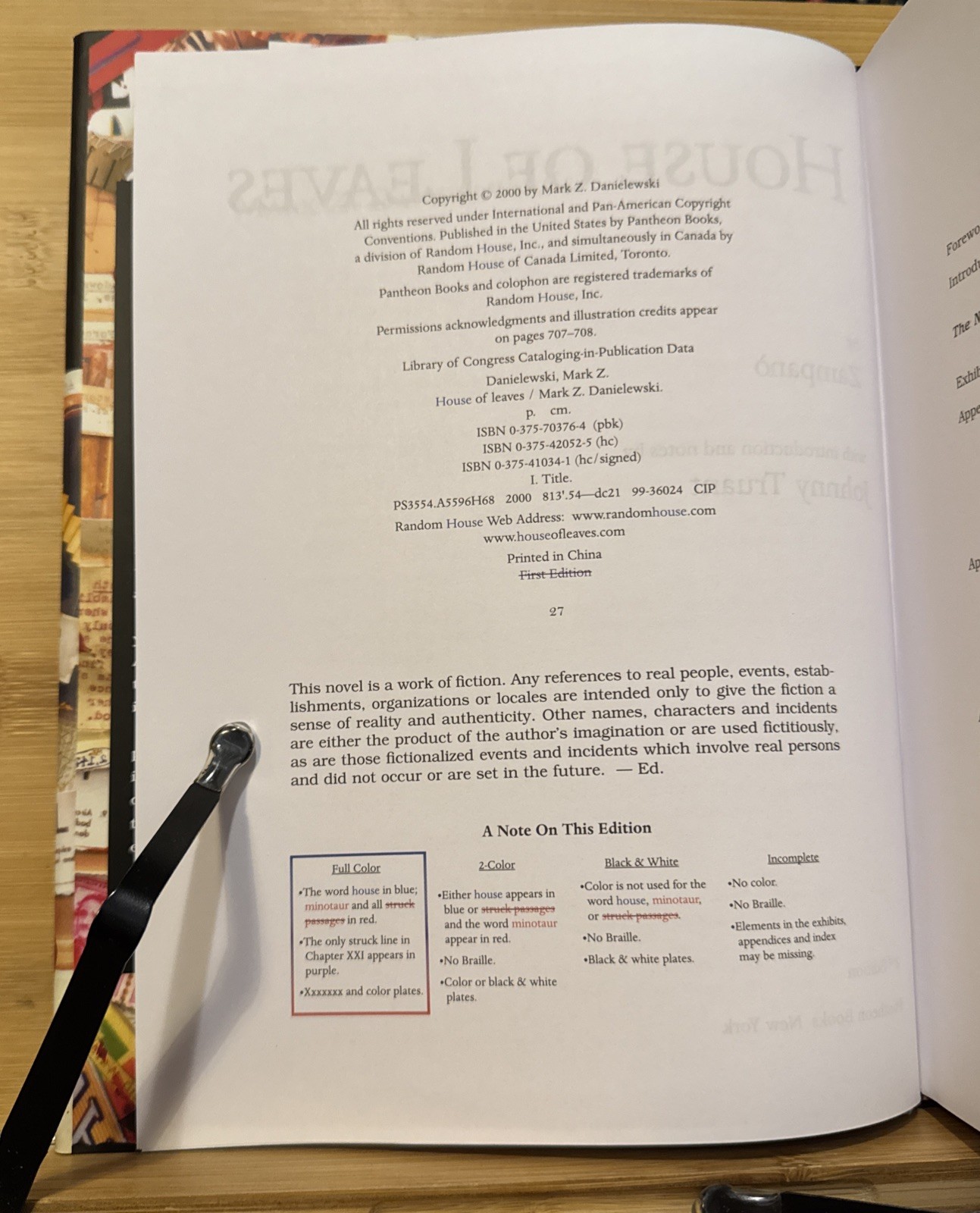House of Leaves Full-Color by Mark Z. Danielewski (Hardcover) VG+, MAILS FAST