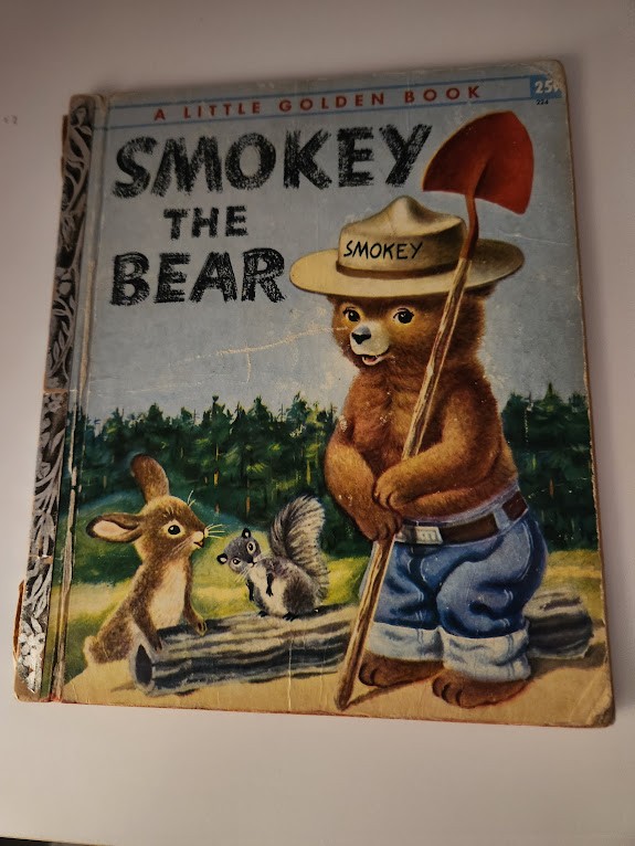 Vintage Little Golden Book Smokey the Bear .25 Cents 1955 « A » Edition Mary Reed
