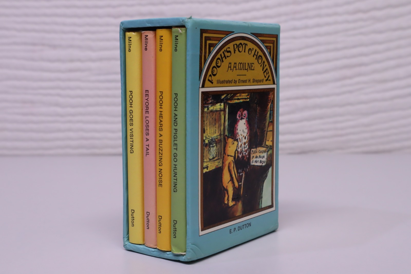 Pooh’s Pot of Honey Boxed Mini Book Set of 4