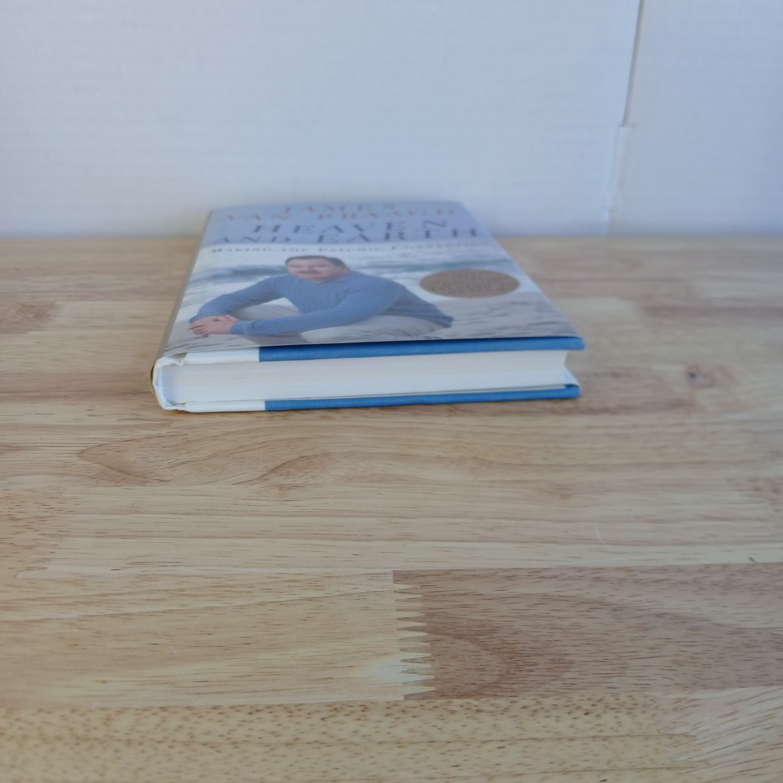 Heaven and Earth James Van Praagh 2001 First Printing Signed Simon & Schuster