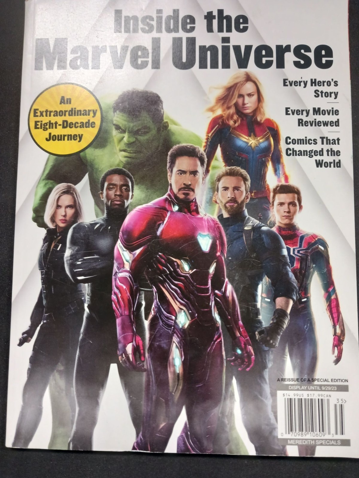 Inside The Marvel Universe by Meredith Specials