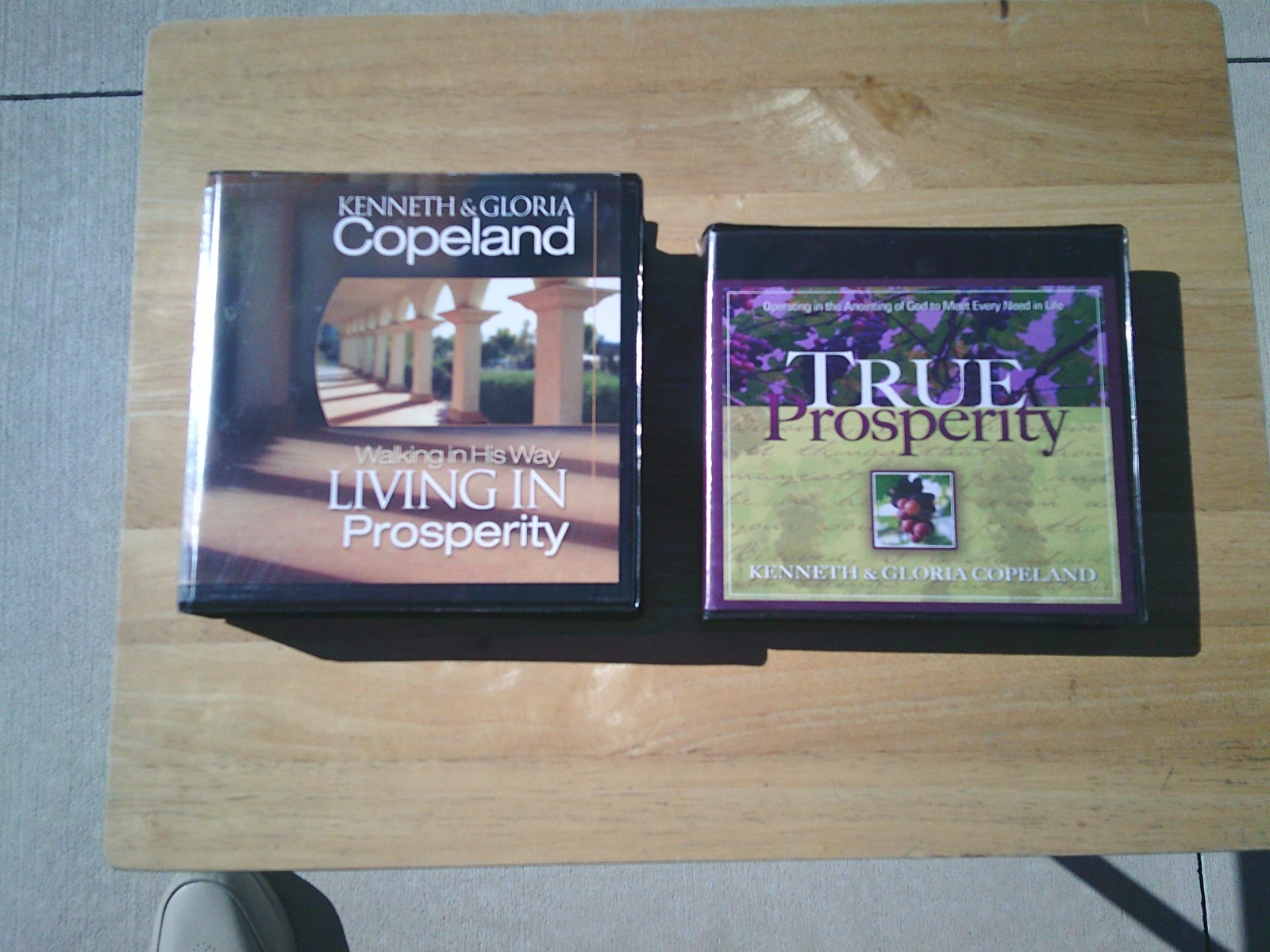 Kenneth Copeland/Walking in His Way, Living in Prosperity &True 2 Audio C Bundle