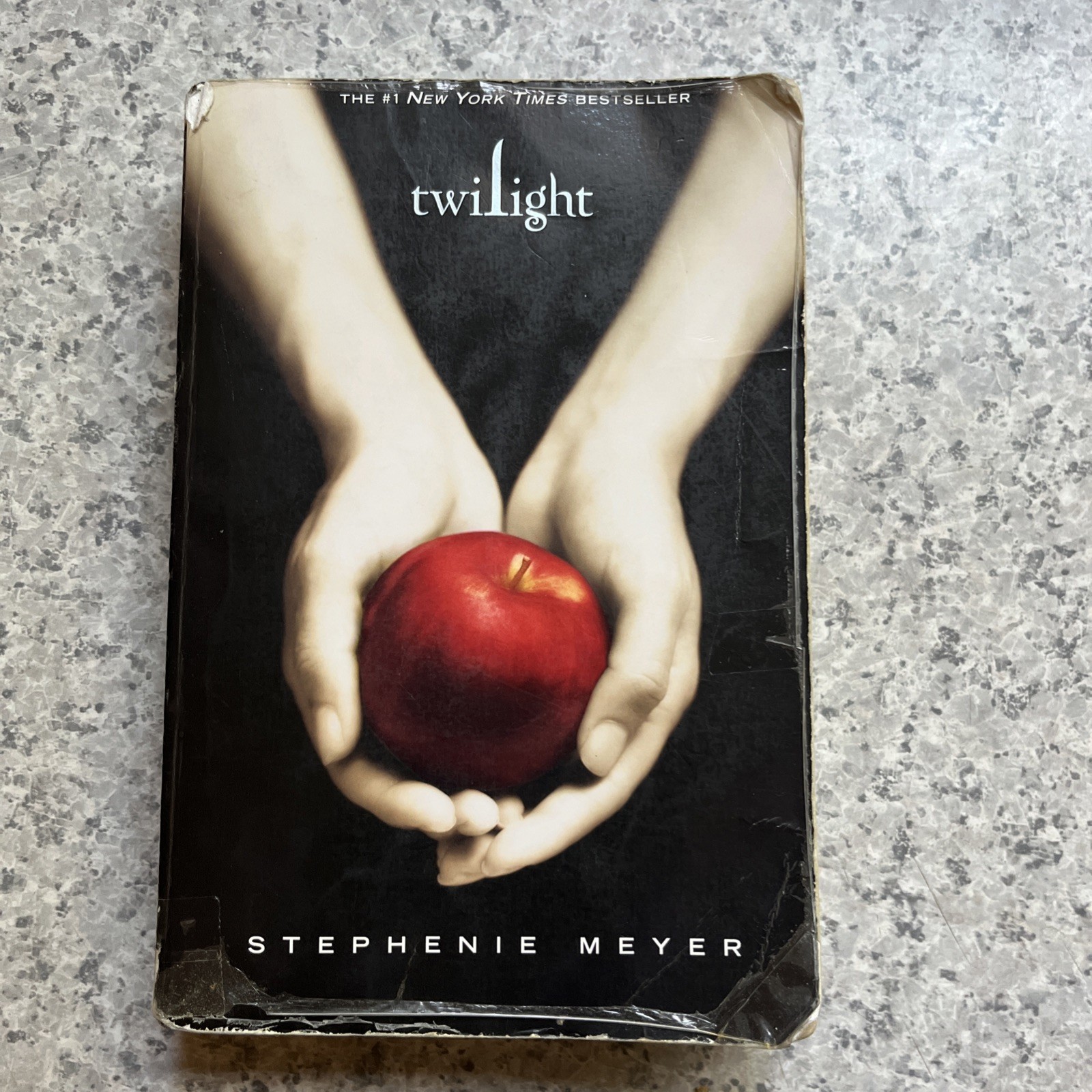 Twilight Stephenie Meyer SIGNED Paperback First Edition