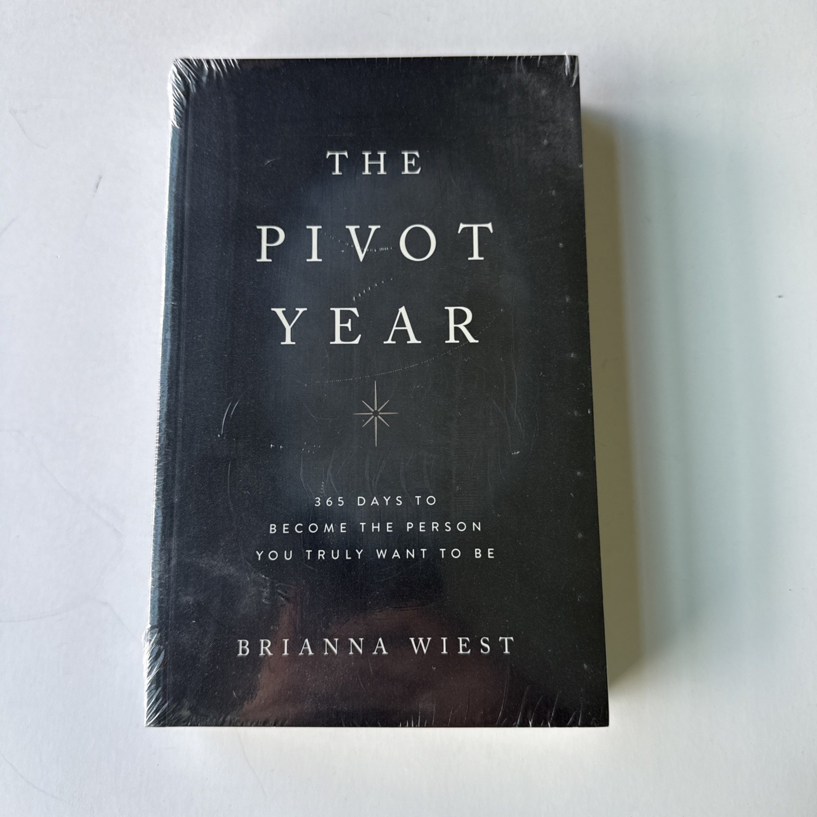 NEW The Pivot Year Book 365 Days Become The Person You Truly Want Brianna Wiest