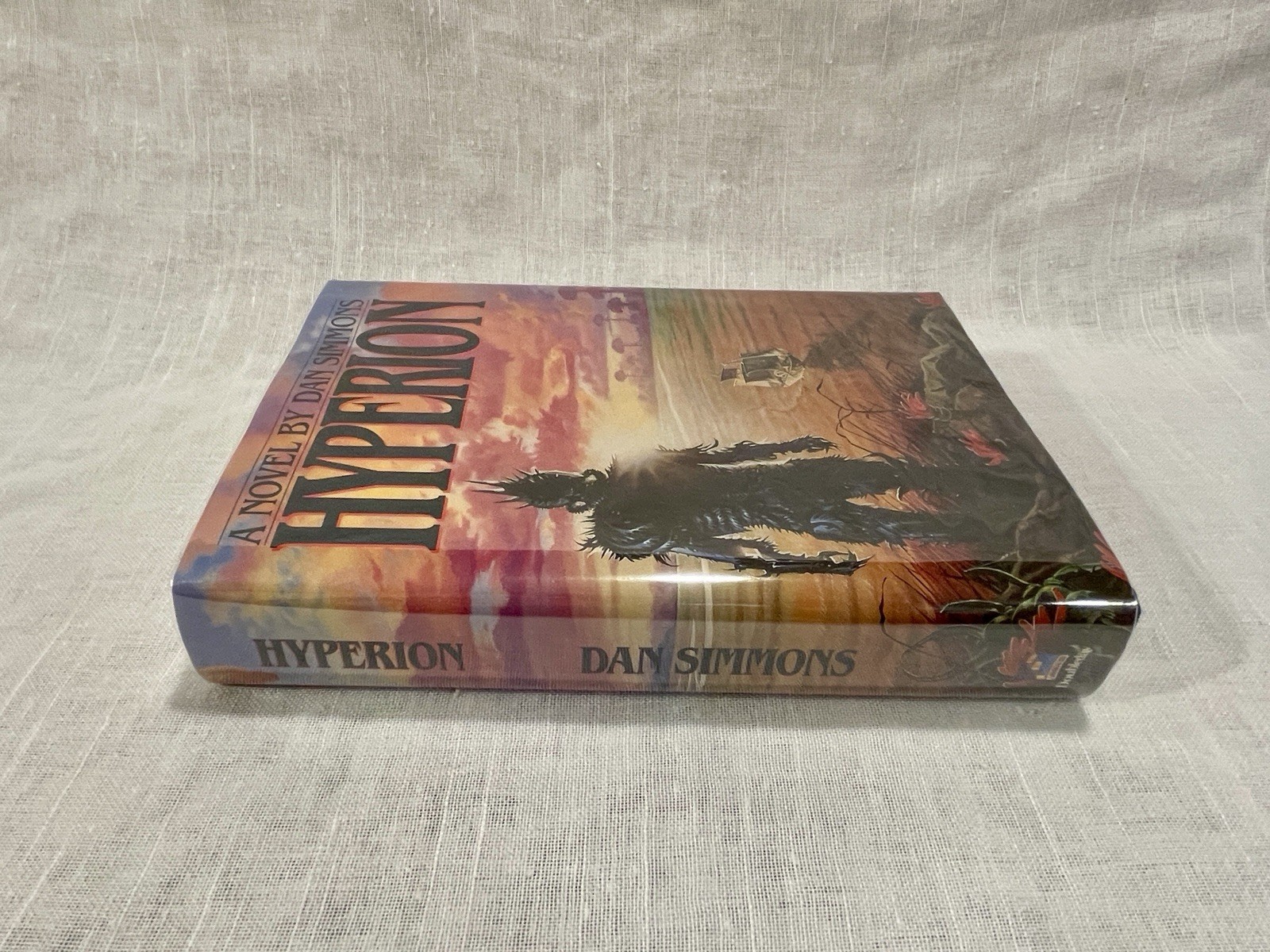 Hyperion, signed first edition, first printing – Dan Simmons