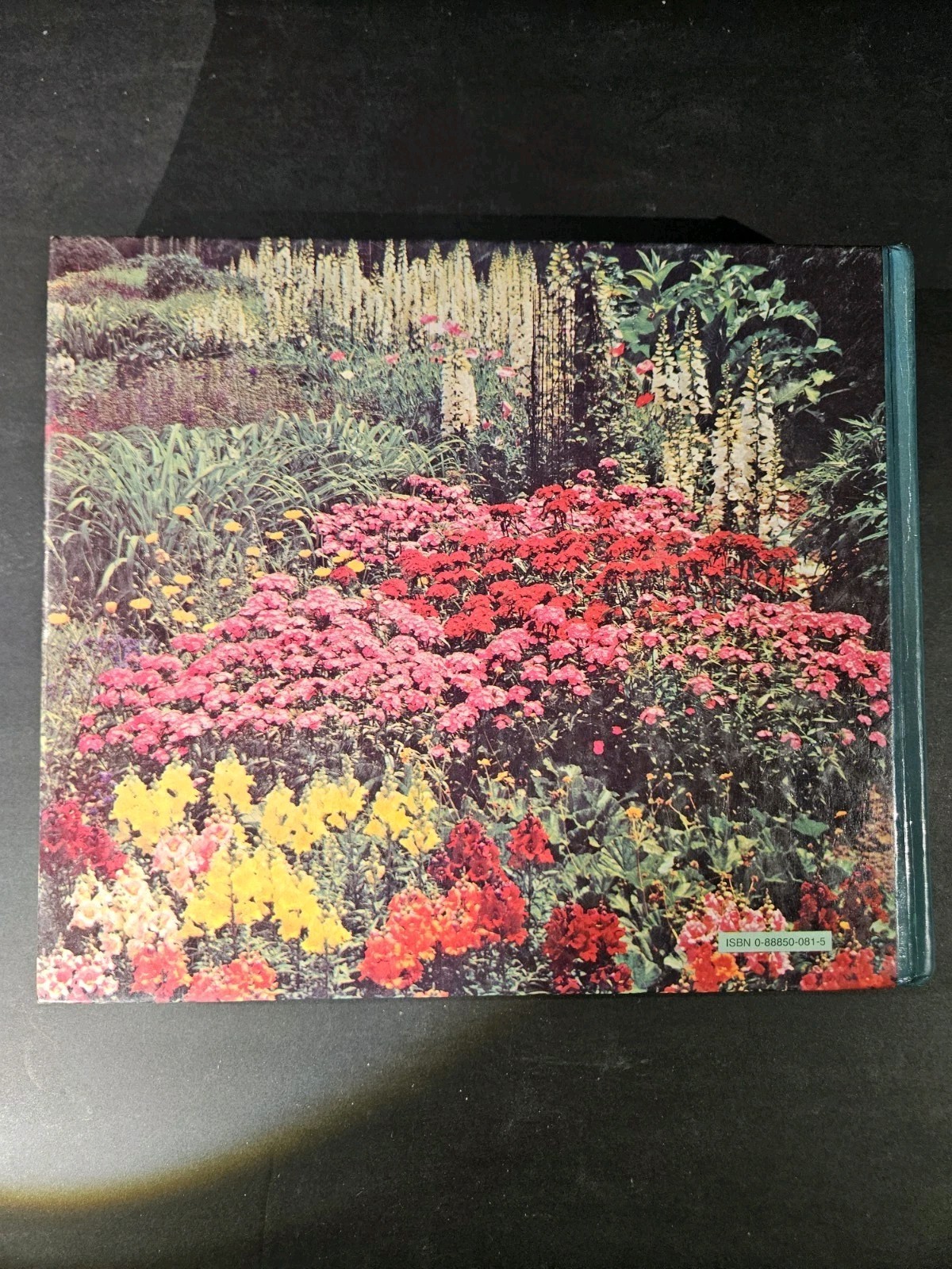 Reader&rsquo;s Digest Illustrated Guide to Gardening in Canada 1979 640 Pages HC