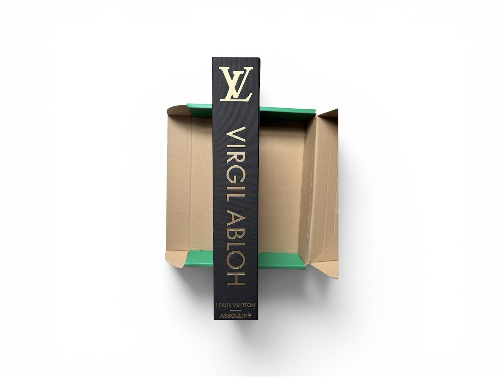 Louis Vuitton: VIRGIL ABLOH ULTIMATE Book & INVITATION To Final Runway Show