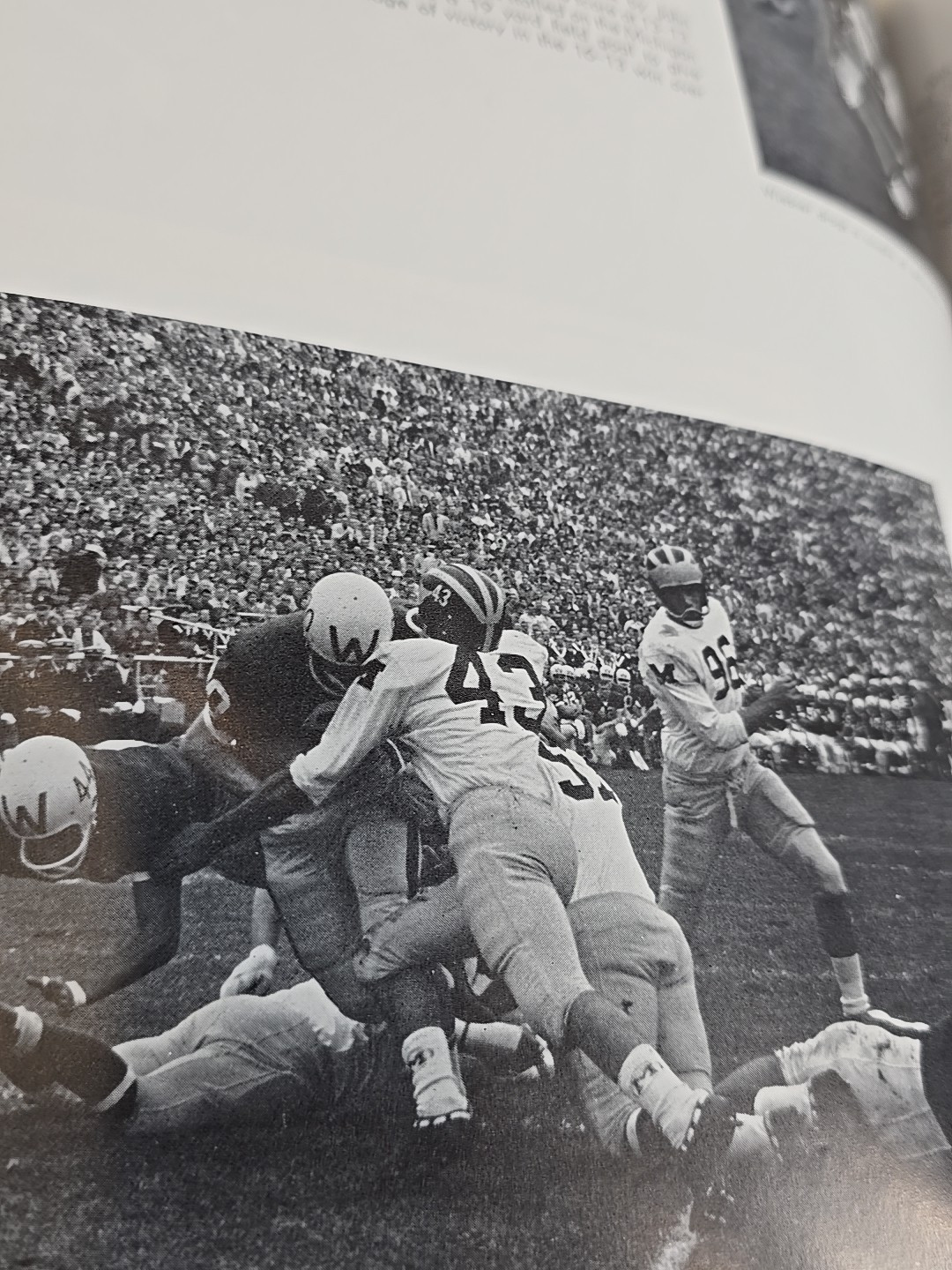 1961 University of Wisconsin Annual Yearbook The Badger 512 pages NO SIGNATURES