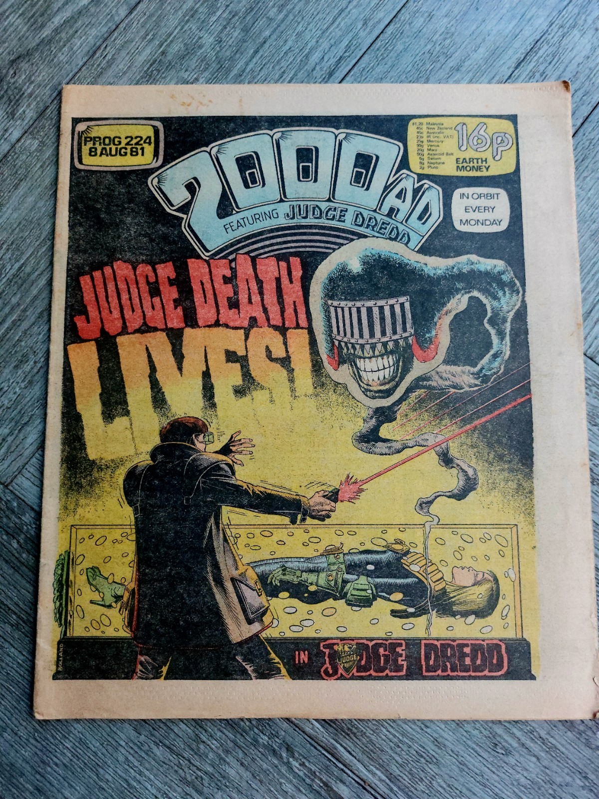 2000AD #224 Aug 1981 1st Dark Judges. Death Lives Part 1 of 4