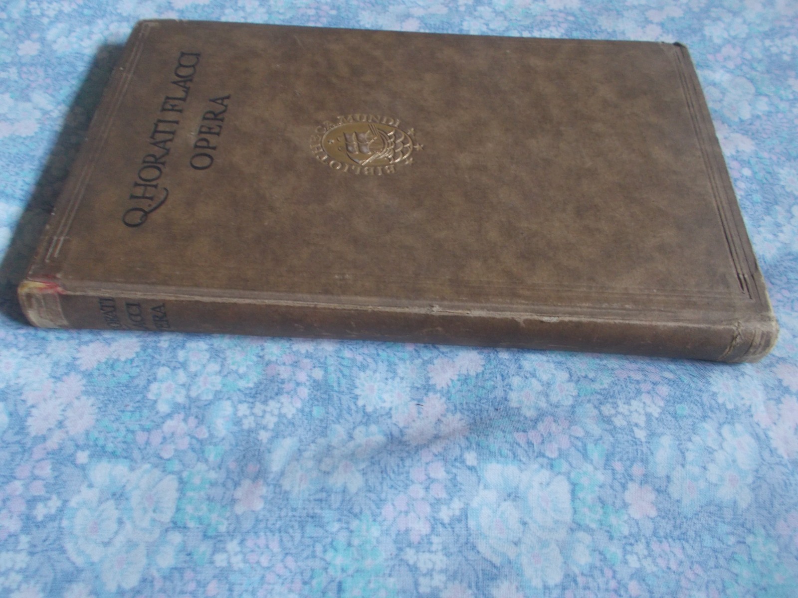 Q. Horati Flacci OPERA Carmina Carmen Saeculare Latin text 1921 hb 288 pages
