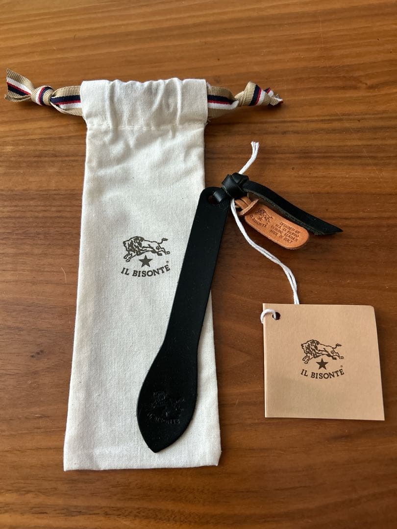 IL BISONTE Leather Bookmark Black 5.1in x 1.0in Un Gift