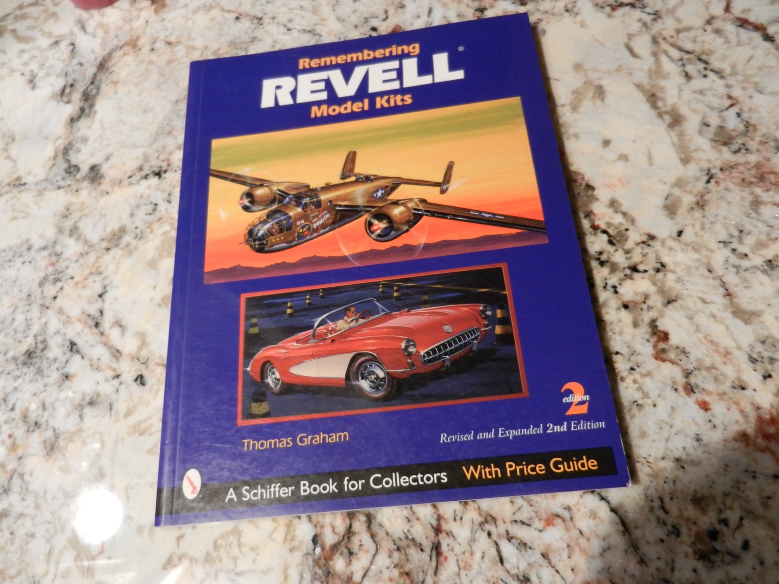 REMEMBERING REVELL MODEL KITS 2004 revised 2nd Edition book Thomas Graham
