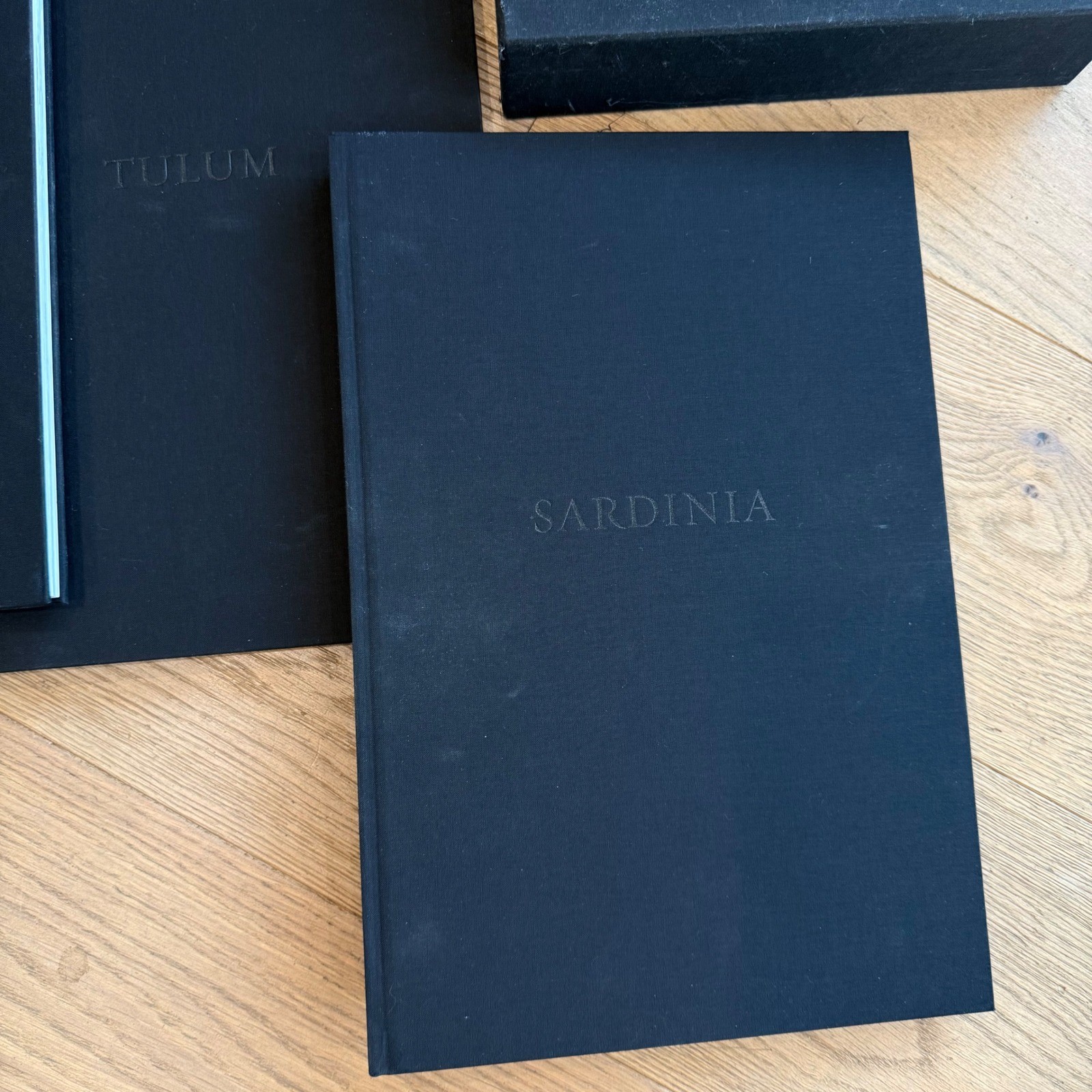 Victoria&rsquo;s Secret Sexy Hardcover coffee 3-Volume Photography Book Set 2005