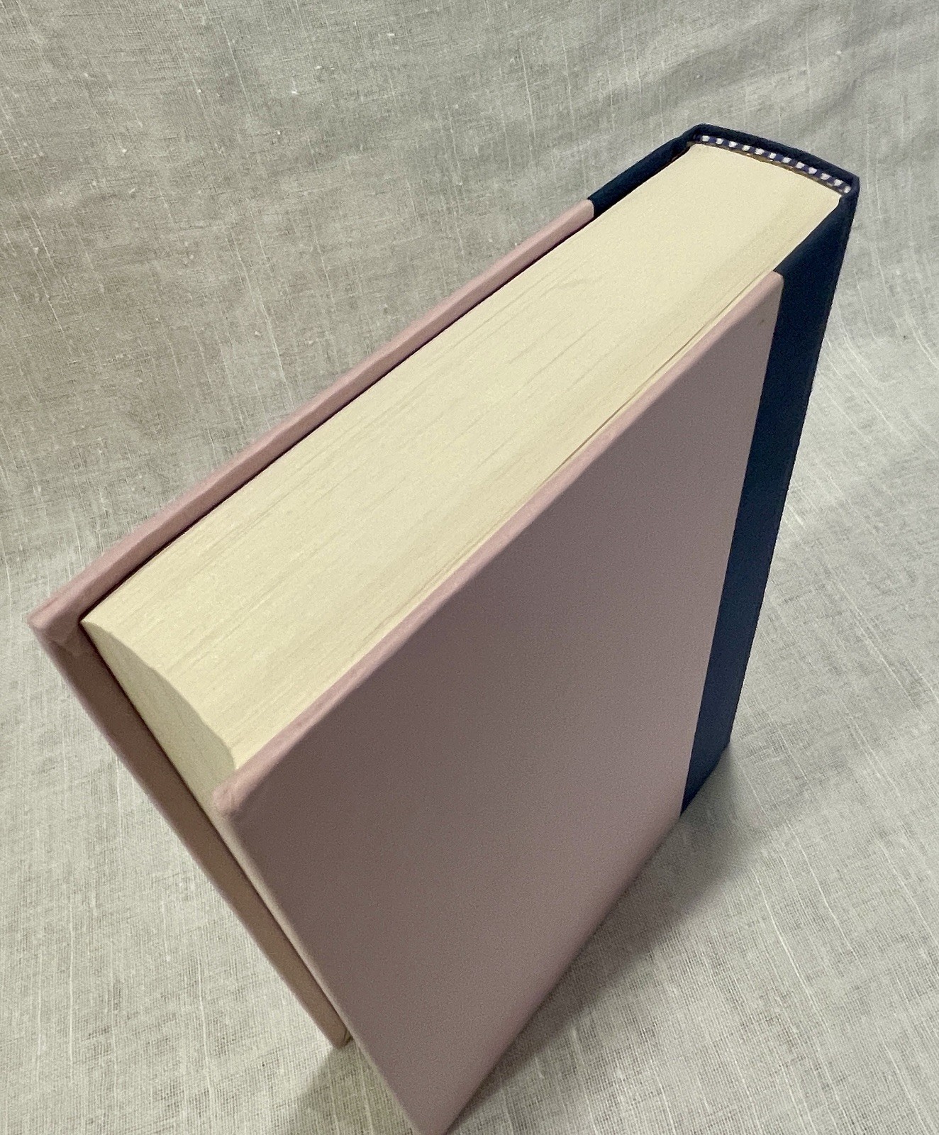 Hyperion, signed first edition, first printing – Dan Simmons