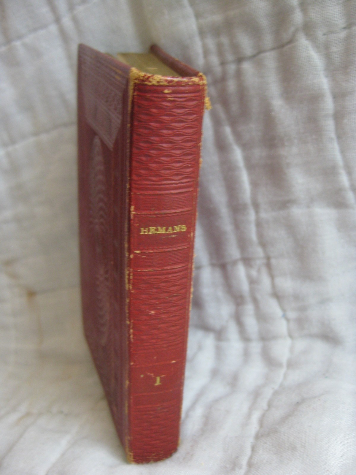 ANTIQUE POETICAL WORKS OF MRS. HEMANS 1839 RED MINI POETRY BOOK VINTAGE POEMS