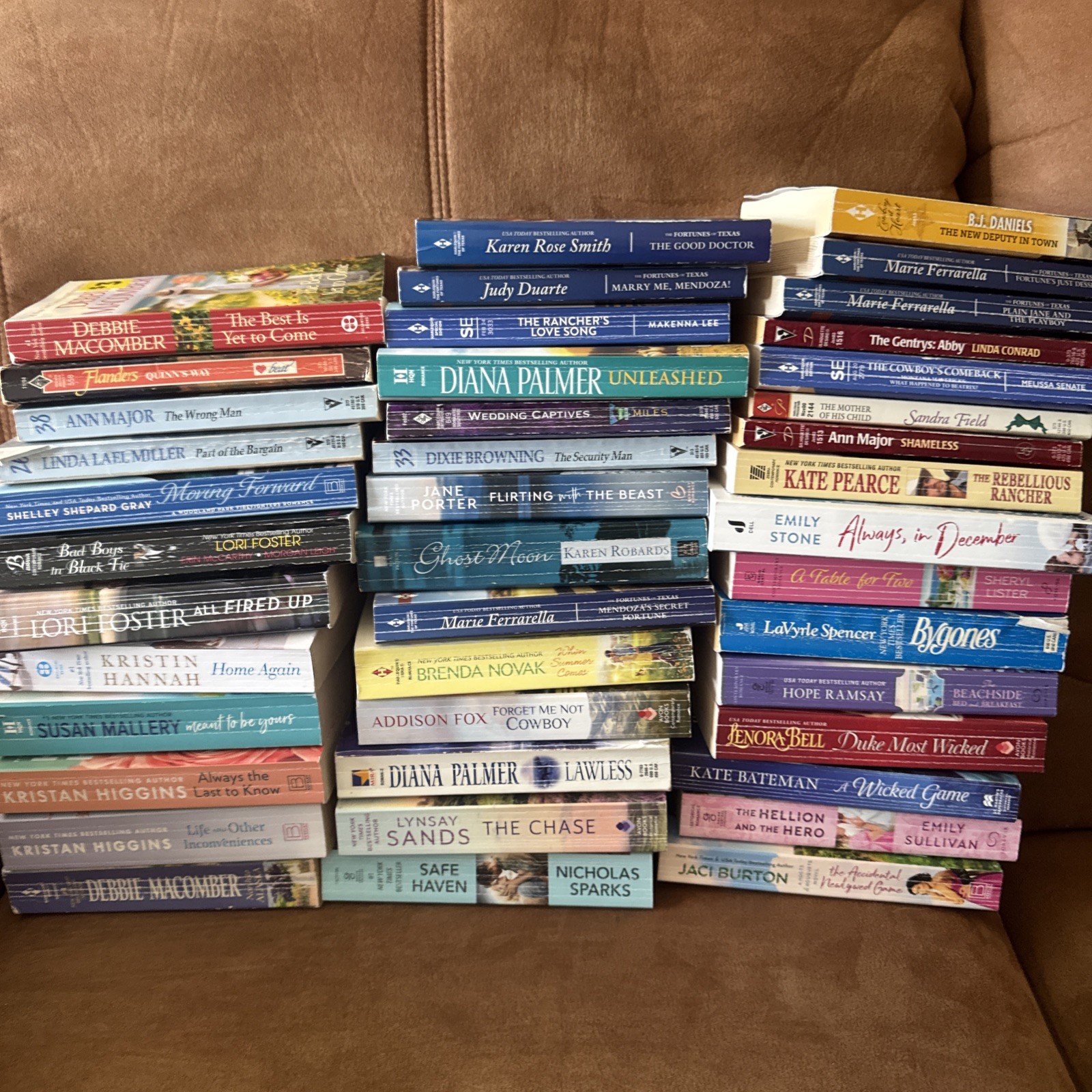 Lot of 10 Contemporary ROMANCE Paperbacks PB Popular Author Books RANDOM*MIX