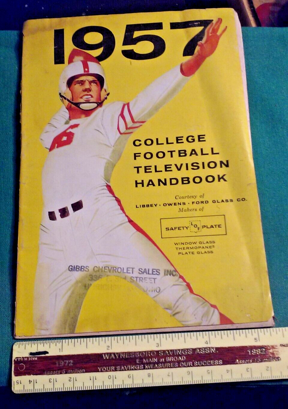 1957 COLLEGE FOOTBALL TELEVISION HANDBOOK Magazine Ford Glass Sponsor 34-pages
