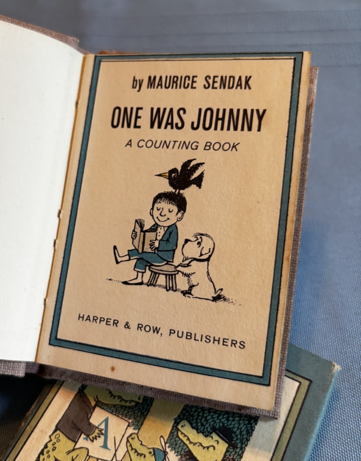 1962 Nutshell Library Mini Books in Slip Case Maurice Sendak 4 Illustrated Books