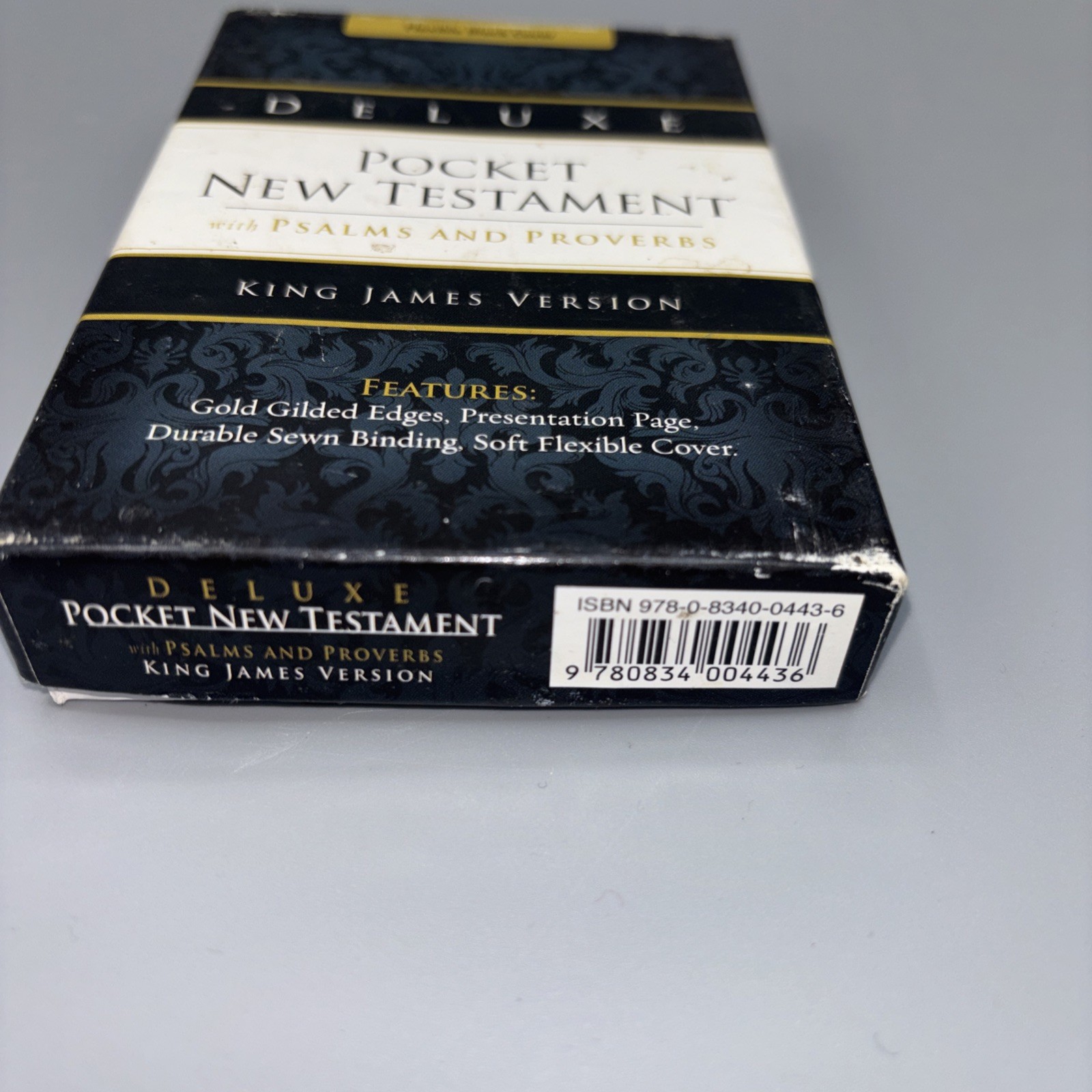 Deluxe Pocket New Testament with Psalms and Proverbs by Not Available (2010,…