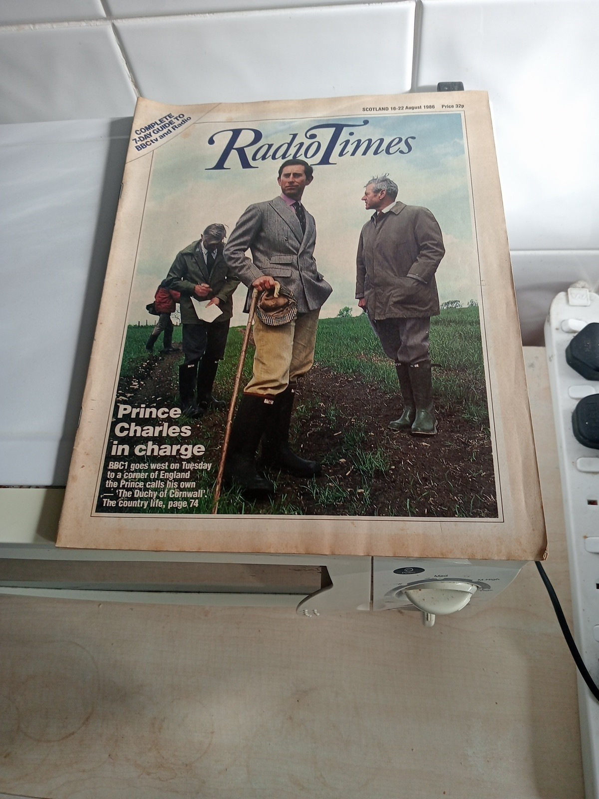 Radio Times 16 – 22 Aug 1986 After Henry, Peter West