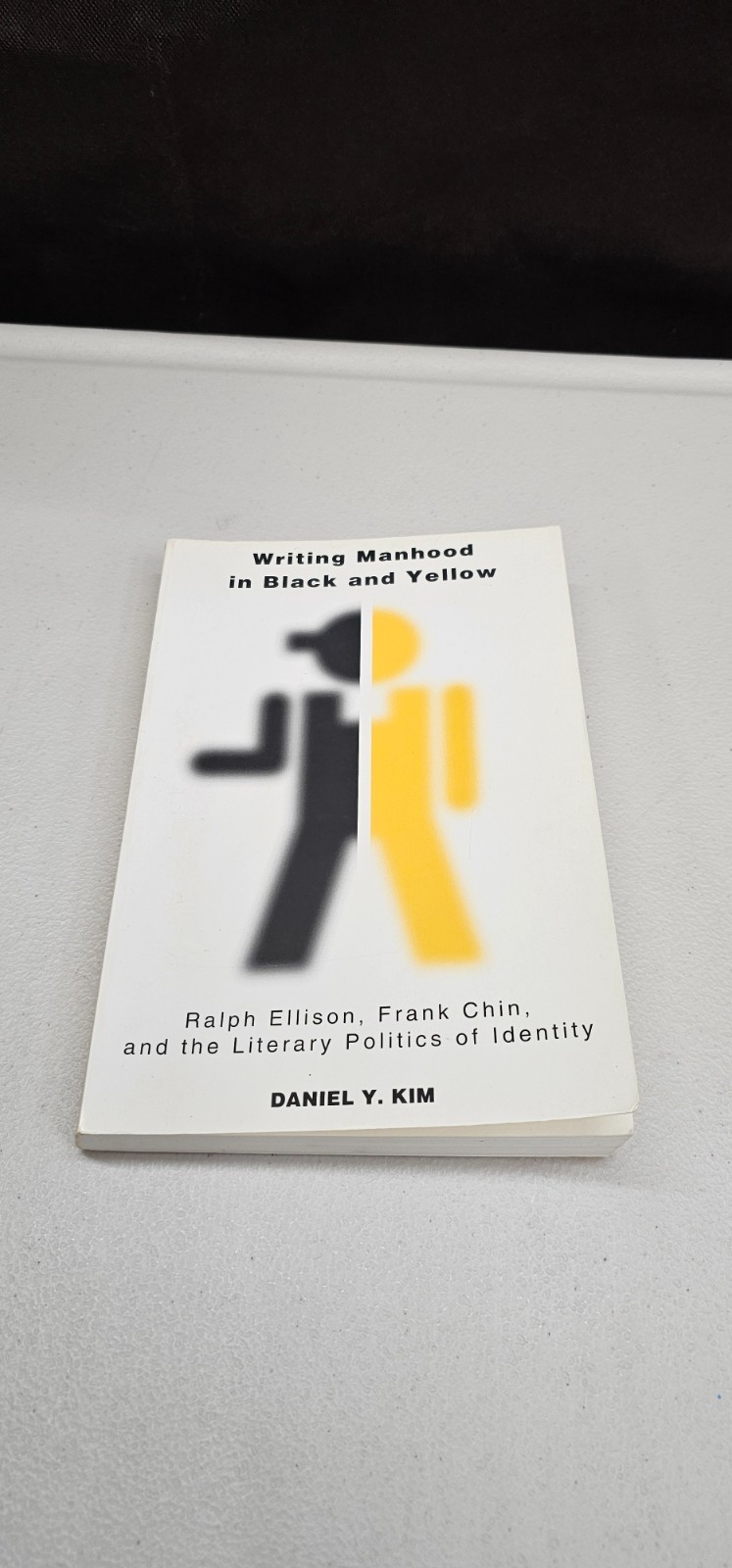 Writing Manhood in Black and Yellow: Ralph Ellison Frank Chin and the Literary..