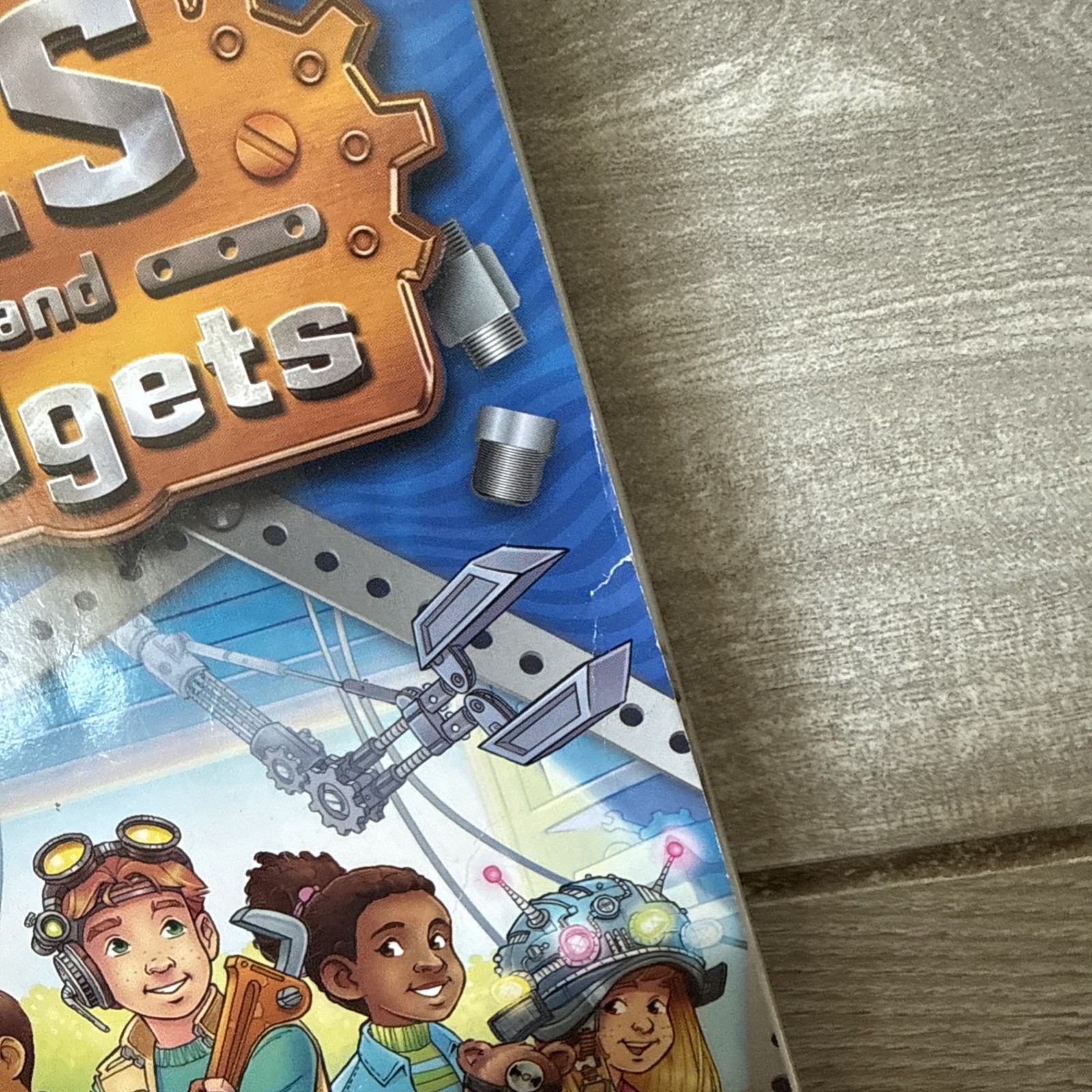 A Beka 4th Grade Reading Teacher/Answer Keys And 3 Readers Gifts And Gadgets