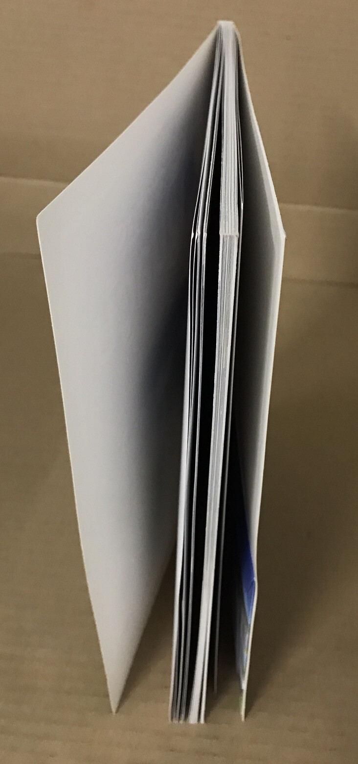 Cataratas do Iguaçu Brasil – POSTCARDS within a softcover book -ENG / FRE / DEU